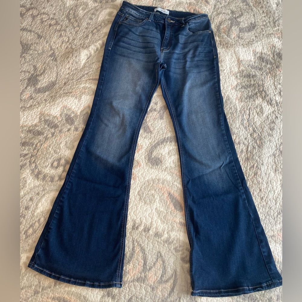 KanCan Flare Jeans